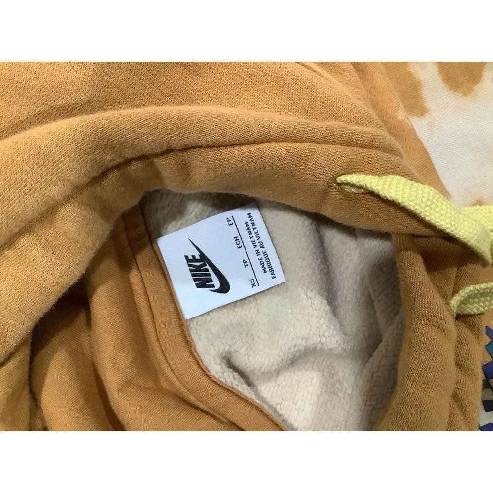 Vntg Nike Sportswear Men's N7 Club Fleece Pullover Hoodie (Wheat) DO5071